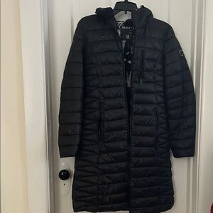 Nautica Women's Dark blue & black Puffer Jacket